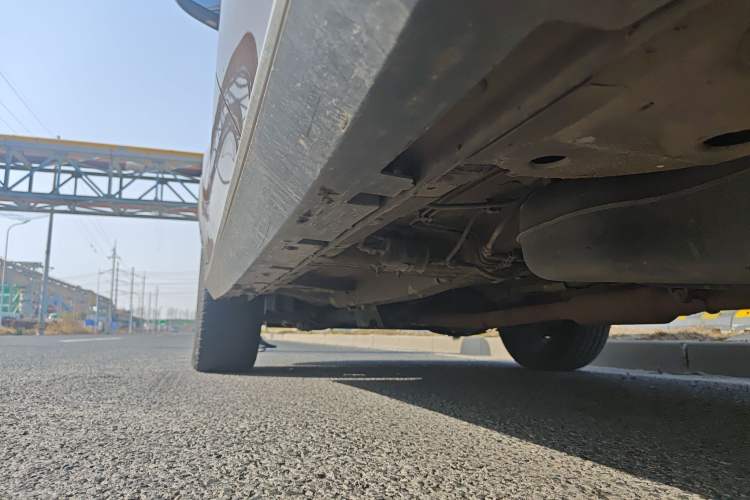 Used Roewe RX5 2019 20T Two-Wheel Drive Automatic 4G Connected Platinum Edition Chassis Rear Left