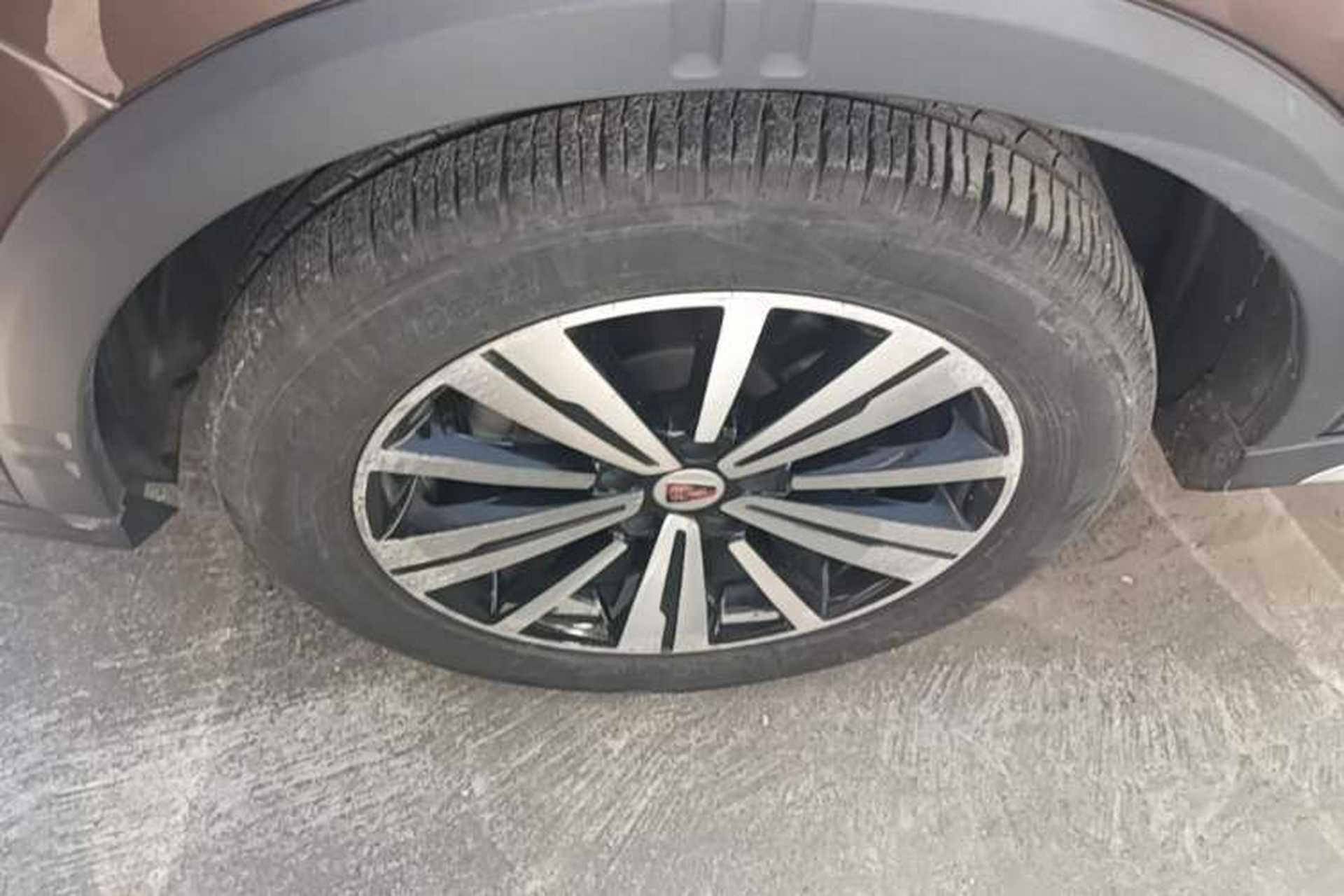 Used Roewe RX5 2019 20T Two-Wheel Drive Automatic Ali Smart Connectivity Platinum Edition Exterior 1