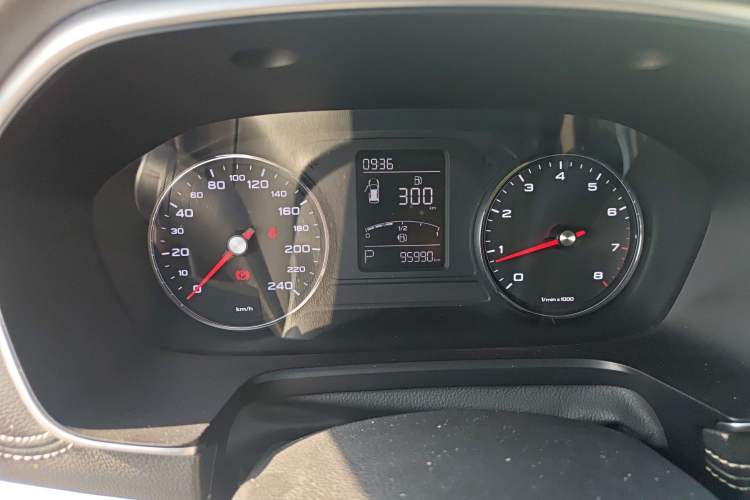 Used Roewe RX5 2019 20T Two-Wheel Drive Automatic 4G Connected Platinum Edition Instrument Cluster