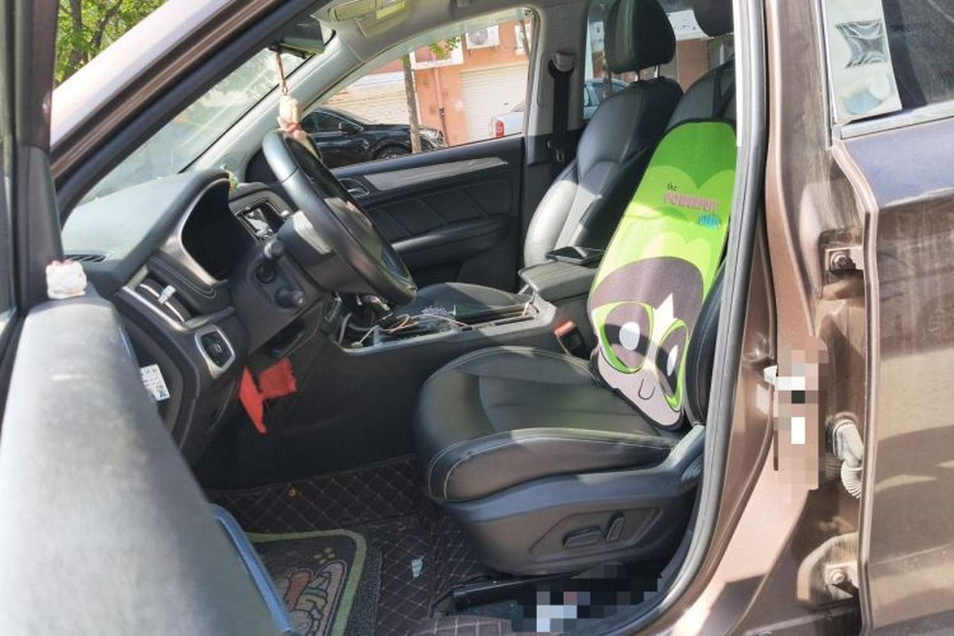 Used Roewe RX5 2019 20T Two-Wheel Drive Automatic Ali Smart Connectivity Platinum Edition Left Front Seat