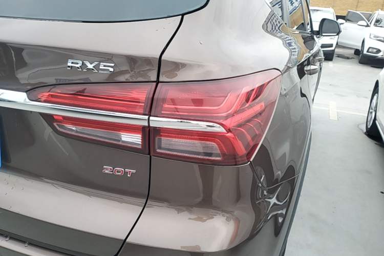 Used Roewe RX5 2019 20T Two-Wheel Drive Manual 4G Connect Platinum Edition Right Rear Taillight