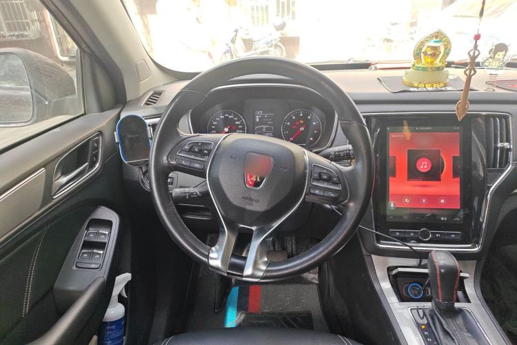 Used Roewe RX5 2019 20T Two-Wheel Drive Automatic 4G Connected Platinum Edition Steering Wheel