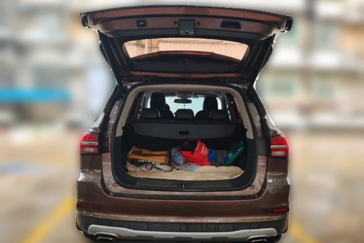 Used Roewe RX5 2019 30T Two-Wheel Drive Automatic Ali SmartConnect Platinum Edition Trunk
