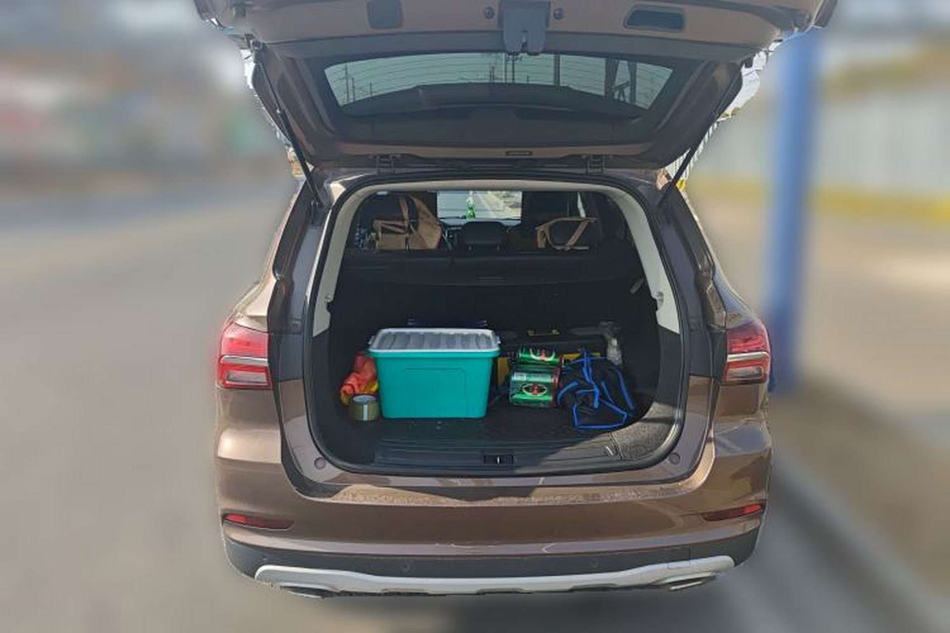 Used Roewe RX5 2019 20T Two-Wheel Drive Automatic 4G Connected Platinum Edition Trunk