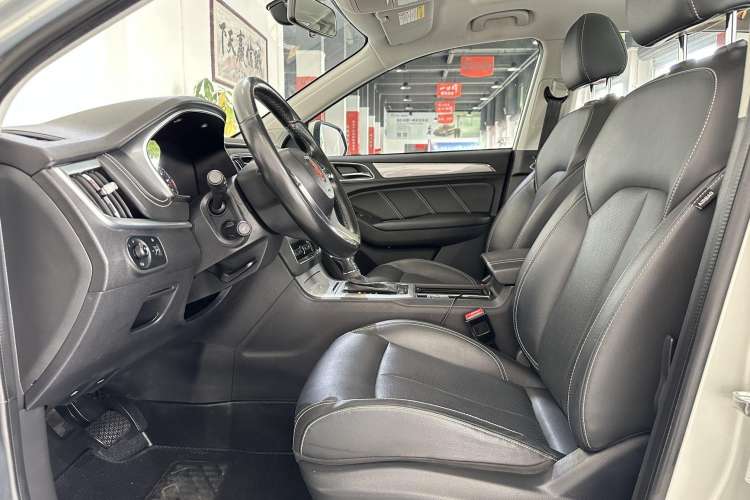 Used Roewe RX5 2019 20T Two-Wheel Drive Automatic Ali Smart Connectivity Platinum Edition Interior 2