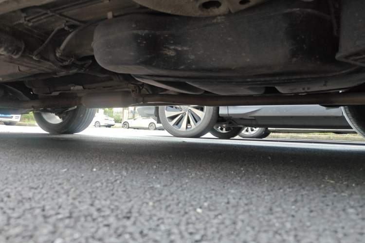 Used Roewe RX5 2019 20T Two-Wheel Drive Automatic 4G Connected Platinum Edition Chassis Rear Left