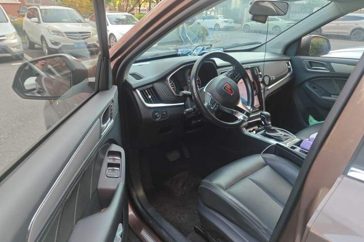Used Roewe RX5 2019 20T Two-Wheel Drive Automatic 4G Connected Platinum Edition Driver Seat