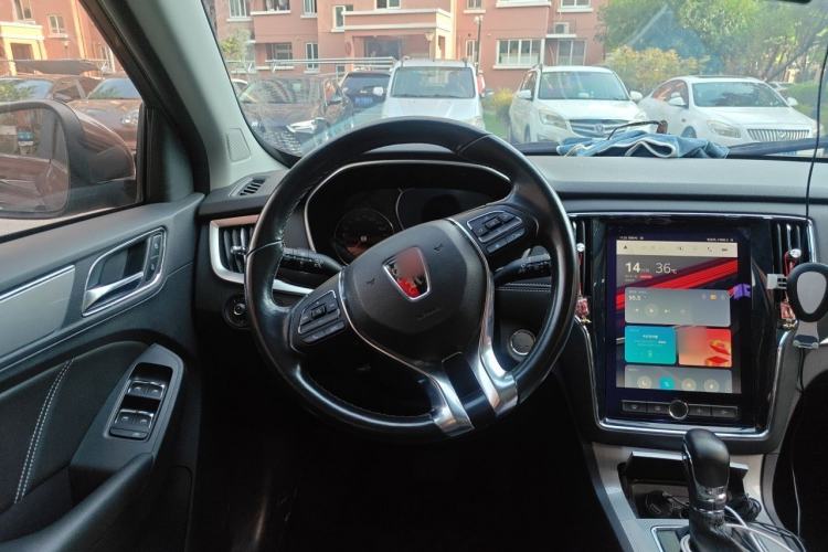 Used Roewe RX5 2019 20T Two-Wheel Drive Automatic 4G Connected Platinum Edition Steering Wheel