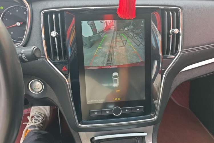 Used Roewe RX5 2019 20T Two-Wheel Drive Automatic 4G Connected Platinum Edition Audio And AC Panel