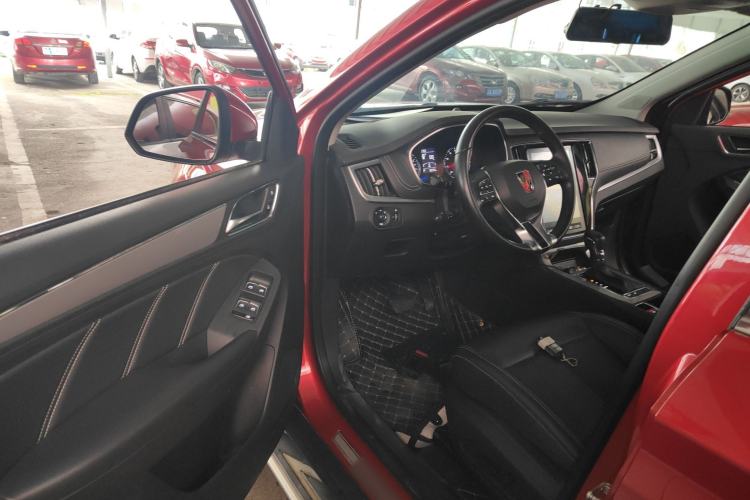 Used Roewe RX5 2019 20T Two-Wheel Drive Automatic 4G Connected Platinum Edition Driver Seat