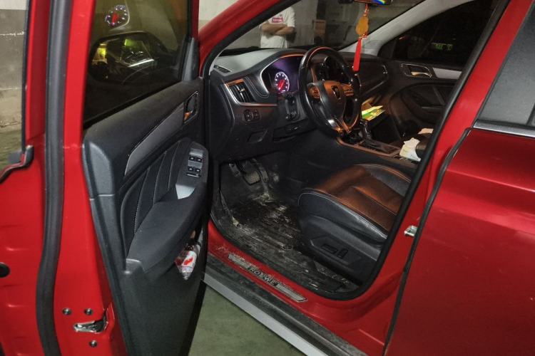 Used Roewe RX5 2019 20T Two-Wheel Drive Automatic 4G Connected Platinum Edition Driver Seat