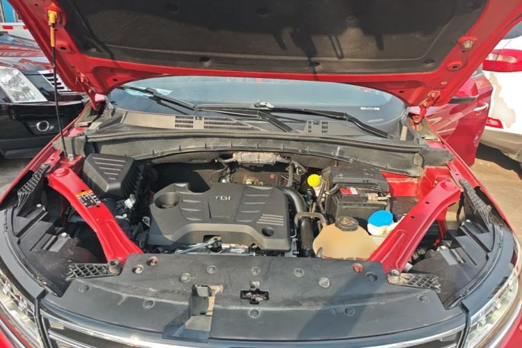 Used Roewe RX5 2019 20T Two-Wheel Drive Automatic 4G Connected Platinum Edition Engine Bay