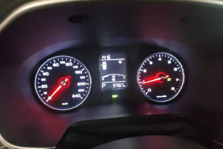 Used Roewe RX5 2019 20T Two-Wheel Drive Automatic 4G Connected Platinum Edition Instrument Cluster