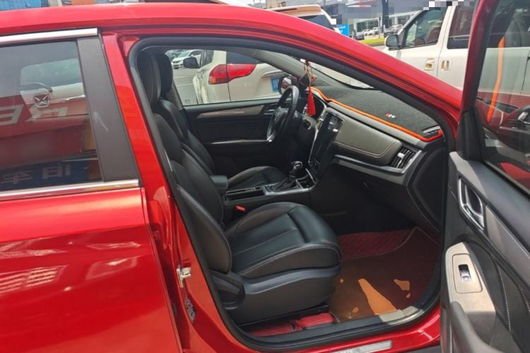 Used Roewe RX5 2019 20T Two-Wheel Drive Automatic 4G Connected Platinum Edition Right Front Seat