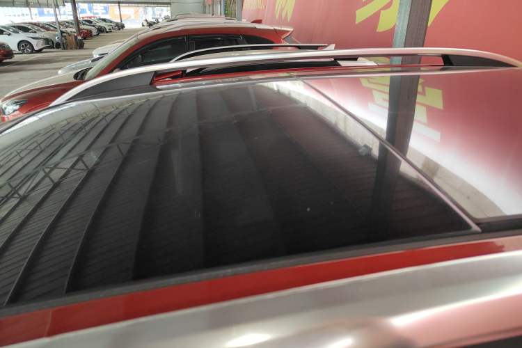 Used Roewe RX5 2019 20T Two-Wheel Drive Automatic 4G Connected Platinum Edition Roof