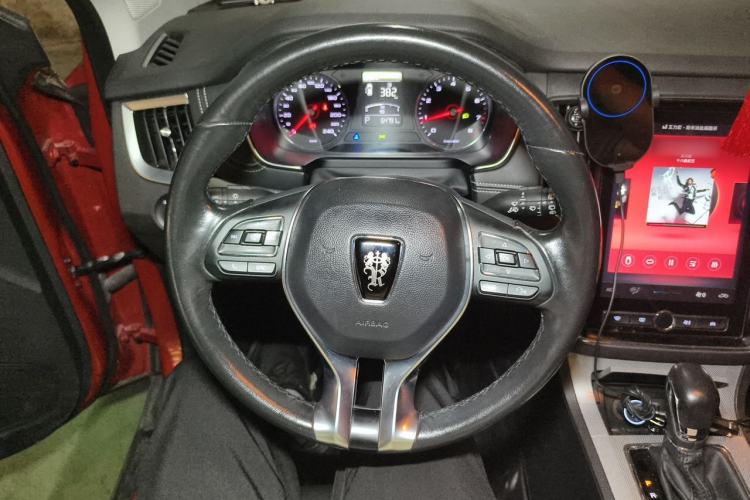 Used Roewe RX5 2019 20T Two-Wheel Drive Automatic 4G Connected Platinum Edition Steering Wheel
