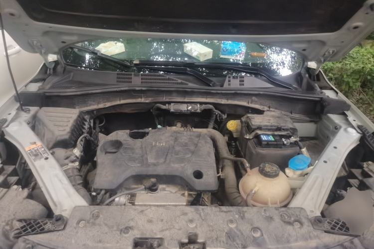 Used Roewe RX5 2019 20T Two-Wheel Drive Automatic Ali Smart Connectivity Platinum Edition Engine Bay
