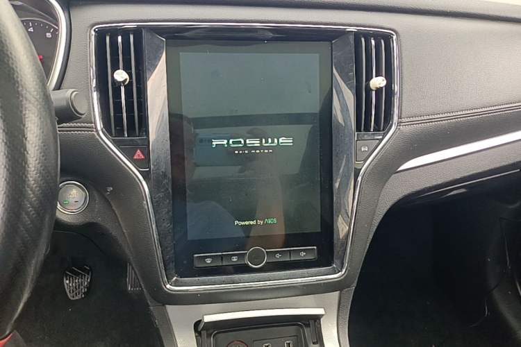 Used Roewe RX5 2019 20T Two-Wheel Drive Manual Ali Smart Network Platinum Edition Audio And AC Panel