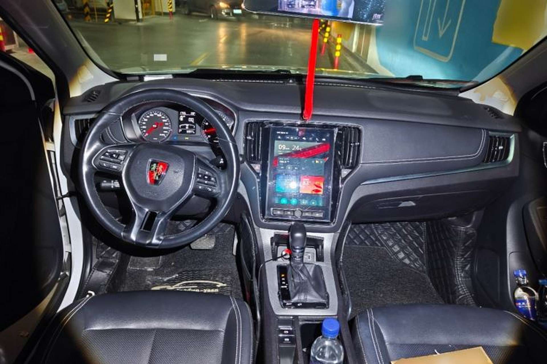 Used Roewe RX5 2019 20T Two-Wheel Drive Automatic Ali Smart Connectivity Platinum Edition Center Console