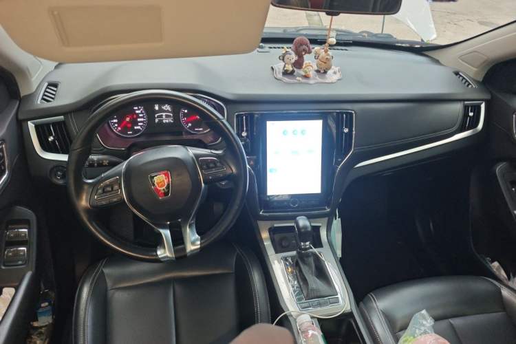 Used Roewe RX5 2019 20T Two-Wheel Drive Automatic Ali Smart Connectivity Platinum Edition Center Console