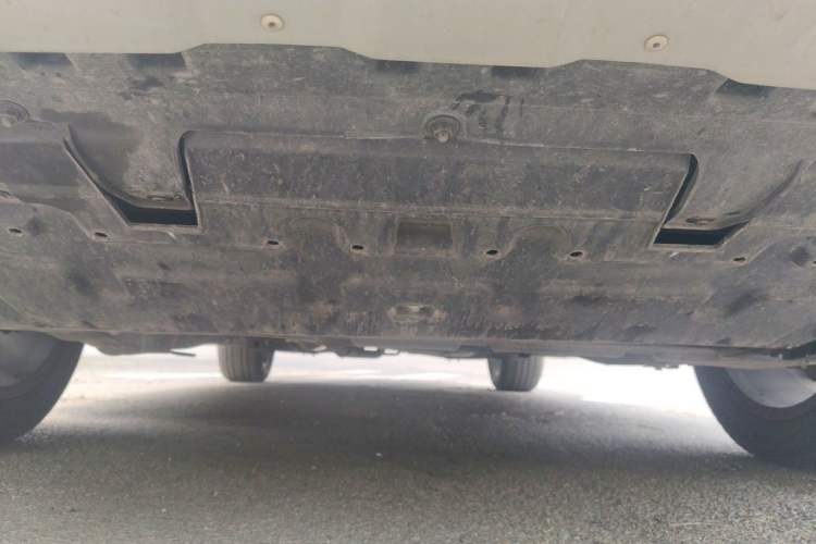 Used Roewe RX5 2019 20T Two-Wheel Drive Automatic 4G Connected Platinum Edition Chassis Front