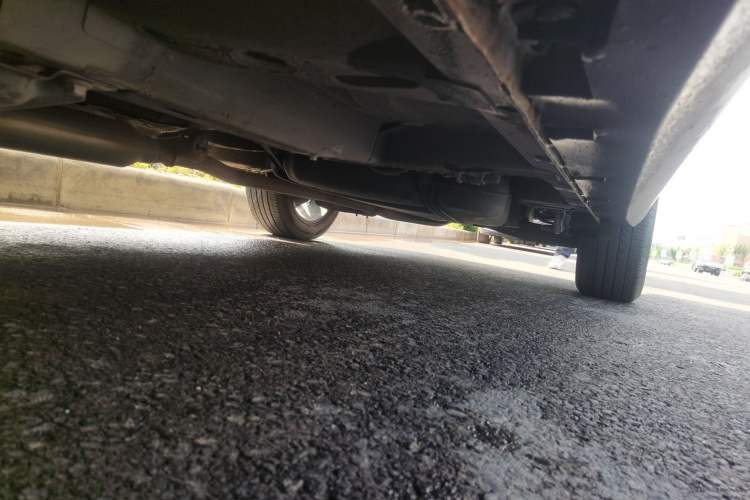 Used Roewe RX5 2019 20T Two-Wheel Drive Manual 4G Connect Platinum Edition Chassis Front Left
