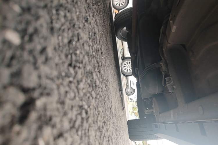 Used Roewe RX5 2019 20T Two-Wheel Drive Automatic 4G Connected Platinum Edition Chassis Front Left