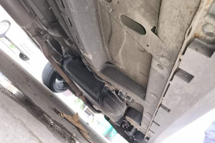Used Roewe RX5 2019 20T Two-Wheel Drive Automatic 4G Connected Platinum Edition Chassis Front Left