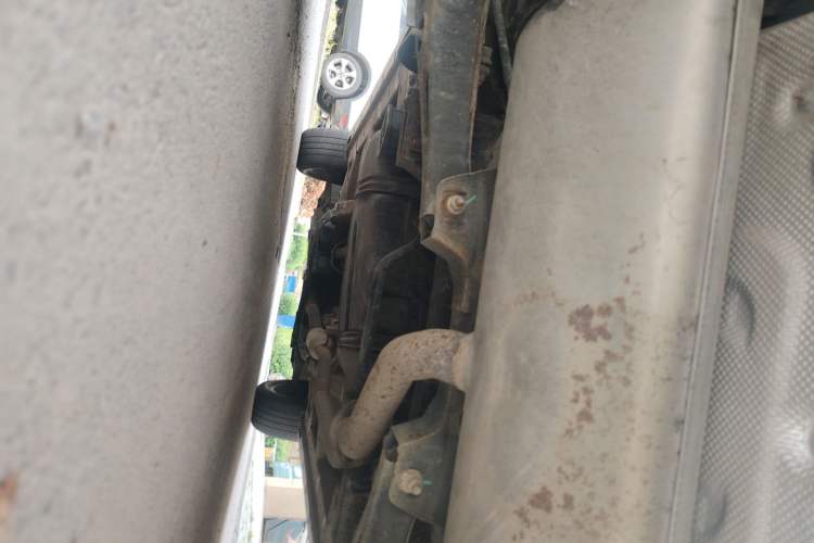 Used Roewe RX5 2019 20T Two-Wheel Drive Automatic 4G Connected Platinum Edition Chassis Rear
