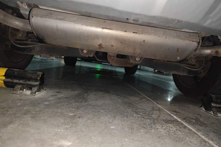 Used Roewe RX5 2019 20T Two-Wheel Drive Automatic 4G Connected Platinum Edition Chassis Rear