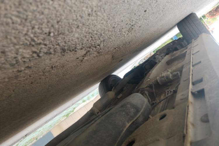 Used Roewe RX5 2019 20T Two-Wheel Drive Automatic 4G Connected Platinum Edition Chassis Rear Left