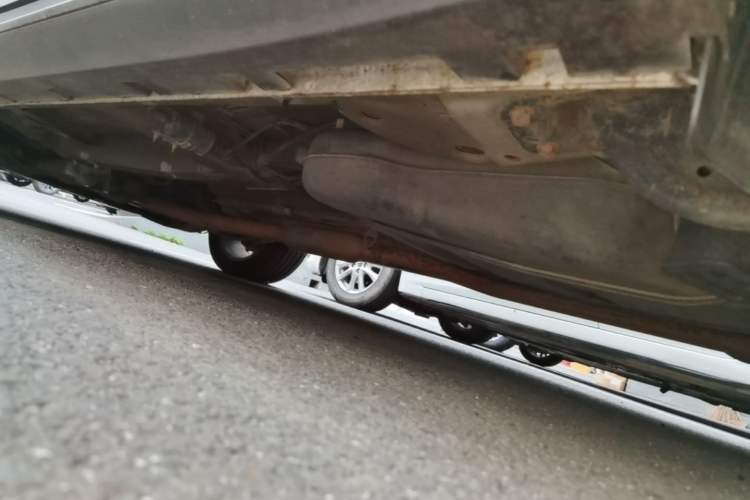 Used Roewe RX5 2019 20T Two-Wheel Drive Manual 4G Connect Platinum Edition Chassis Rear Left