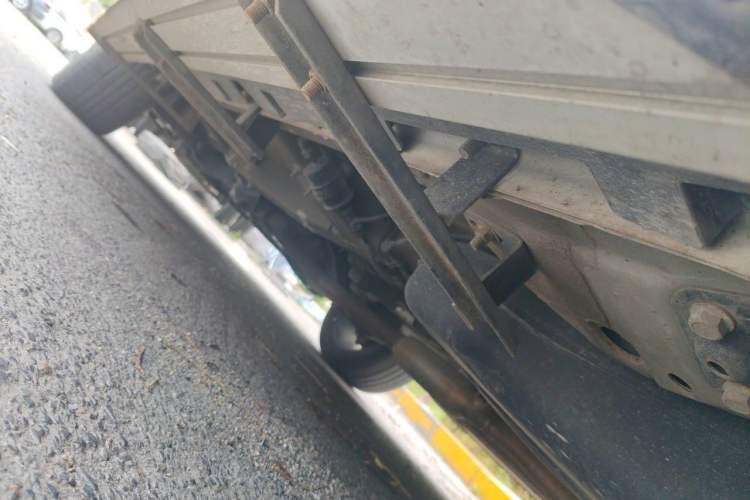 Used Roewe RX5 2019 20T Two-Wheel Drive Automatic 4G Connected Platinum Edition Chassis Rear Left