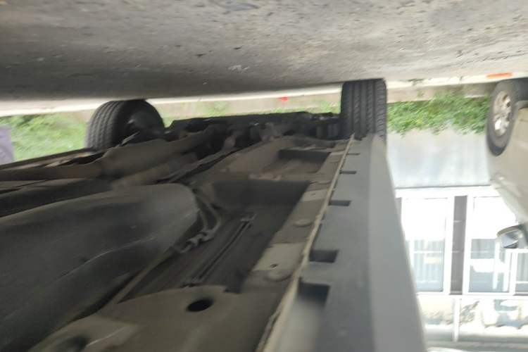 Used Roewe RX5 2019 20T Two-Wheel Drive Automatic 4G Connected Platinum Edition Chassis Rear Left