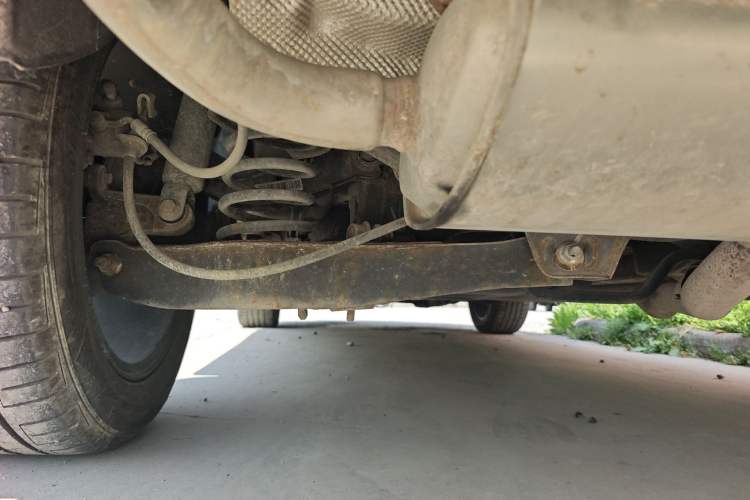 Used Roewe RX5 2019 20T Two-Wheel Drive Automatic 4G Connected Platinum Edition Chassis Rear Left