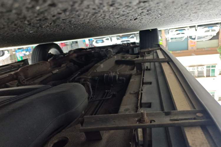 Used Roewe RX5 2019 20T Two-Wheel Drive Automatic 4G Connected Platinum Edition Chassis Rear Left