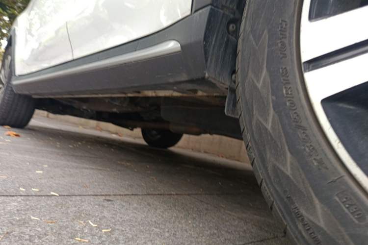 Used Roewe RX5 2019 20T Two-Wheel Drive Automatic 4G Connected Platinum Edition Chassis Rear Left