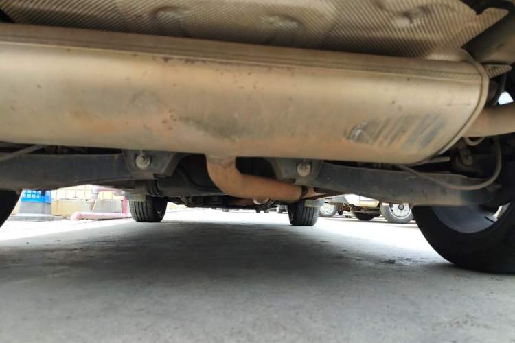 Used Roewe RX5 2019 20T Two-Wheel Drive Automatic 4G Connected Platinum Edition Chassis Rear