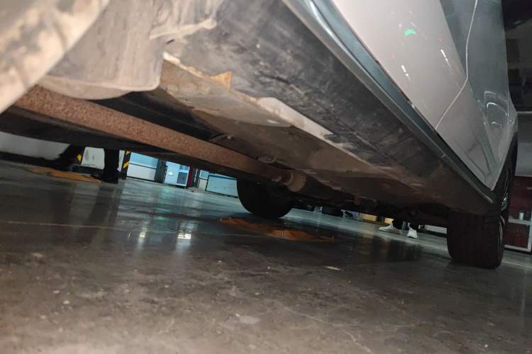Used Roewe RX5 2019 20T Two-Wheel Drive Automatic 4G Connected Platinum Edition Chassis Rear Right