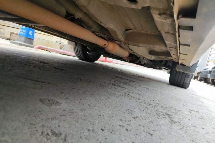 Used Roewe RX5 2019 20T Two-Wheel Drive Automatic 4G Connected Platinum Edition Chassis Rear Right