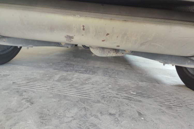 Used Roewe RX5 2019 20T Two-Wheel Drive Automatic 4G Connected Platinum Edition Chassis Rear