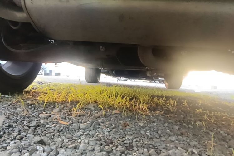 Used Roewe RX5 2019 20T Two-Wheel Drive Automatic 4G Connected Platinum Edition Chassis Rear