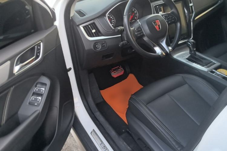 Used Roewe RX5 2019 20T Two-Wheel Drive Automatic 4G Connected Platinum Edition Driver Seat
