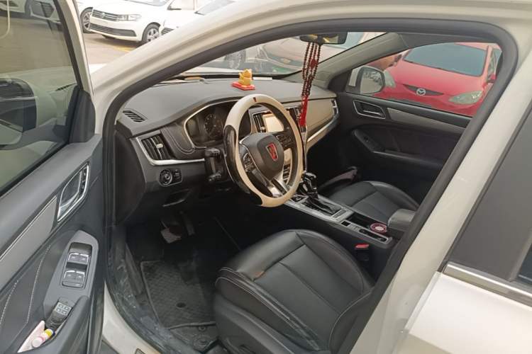 Used Roewe RX5 2019 20T Two-Wheel Drive Automatic 4G Connected Platinum Edition Driver Seat
