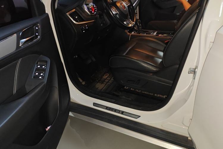 Used Roewe RX5 2019 20T Two-Wheel Drive Automatic 4G Connected Platinum Edition Driver Seat
