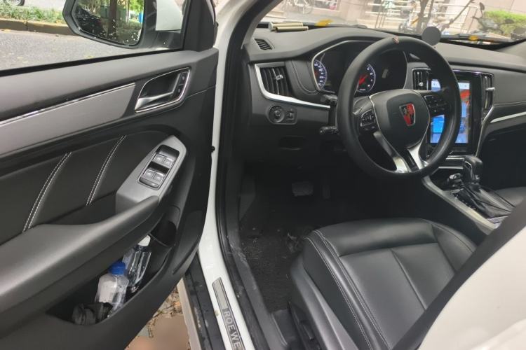 Used Roewe RX5 2019 20T Two-Wheel Drive Automatic 4G Connected Platinum Edition Driver Seat