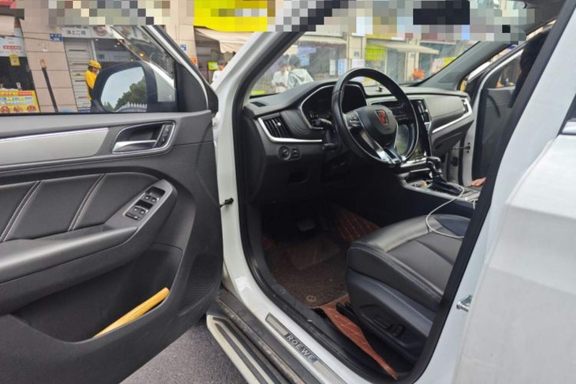 Used Roewe RX5 2019 20T Two-Wheel Drive Automatic 4G Connected Platinum Edition Driver Seat
