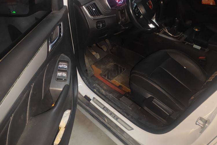 Used Roewe RX5 2019 20T Two-Wheel Drive Manual 4G Connect Platinum Edition Driver Seat