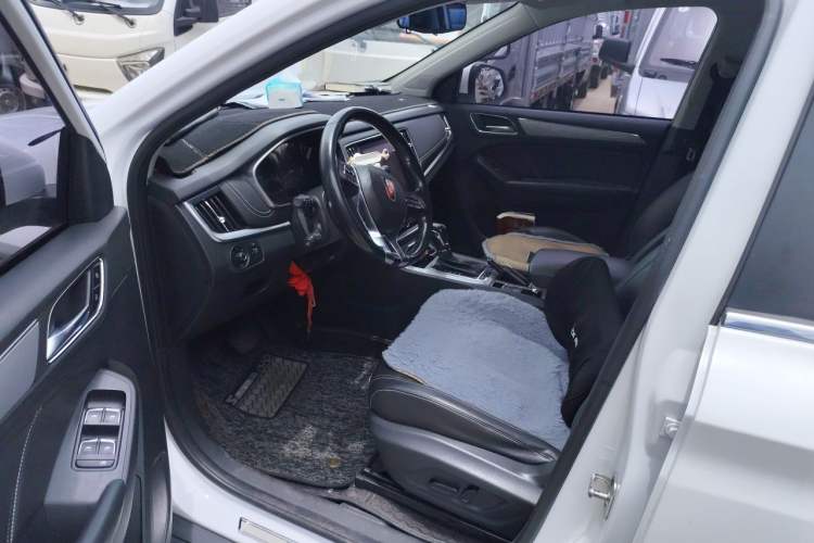 Used Roewe RX5 2019 20T Two-Wheel Drive Automatic 4G Connected Platinum Edition Driver Seat
