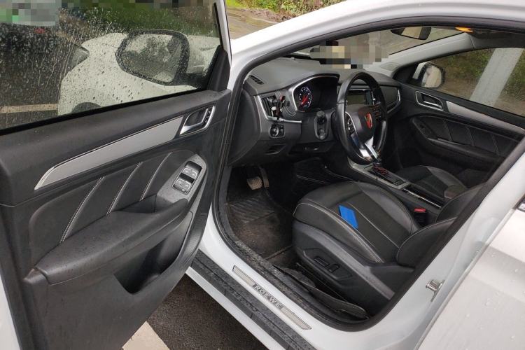 Used Roewe RX5 2019 20T Two-Wheel Drive Automatic 4G Connected Platinum Edition Driver Seat